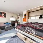 Botel Cozy Floating House With Sauna Tallinn